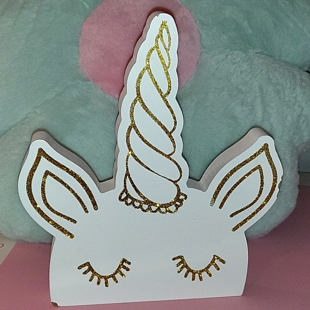 Unicorn room decor
